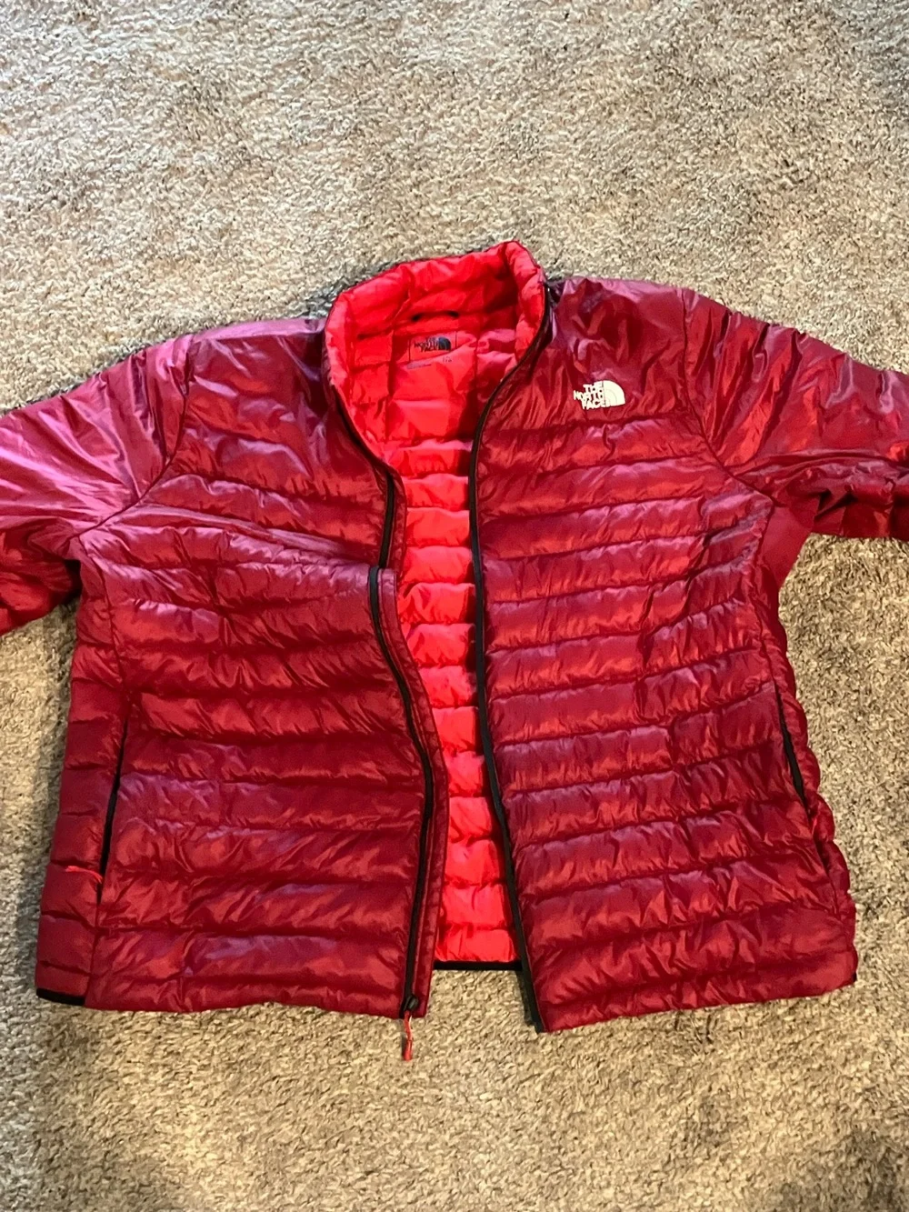 The North Face Men’s Two-Tone Red Packable Puffer Jacket